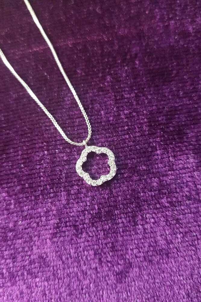 Silver Plated Flower Necklace - AGN0011