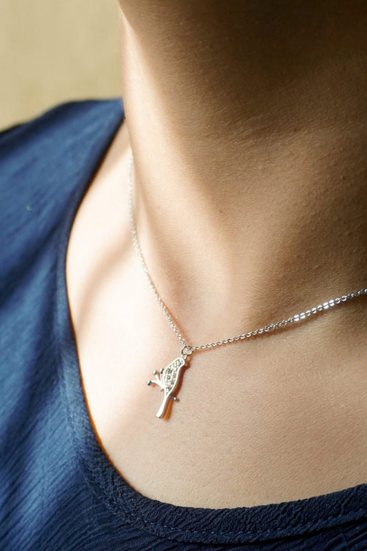 AGN0033 - Silver Plated Crystal Bird Necklace