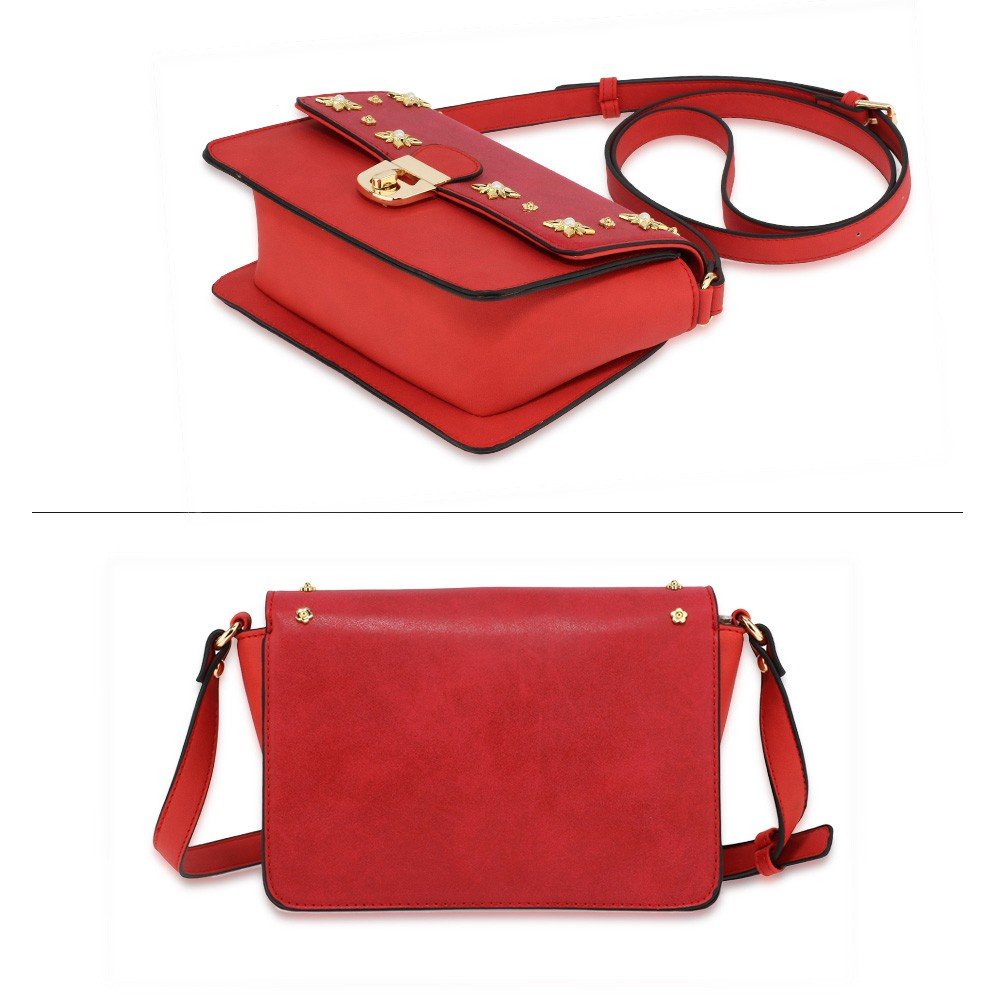 AG00718 - Burgundy Flap Twist Lock Cross Body Bag