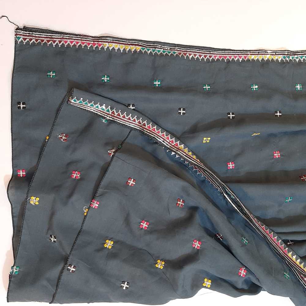 Embroided Swiss Lawn Summer Shawl Chaddar - Black - SH138