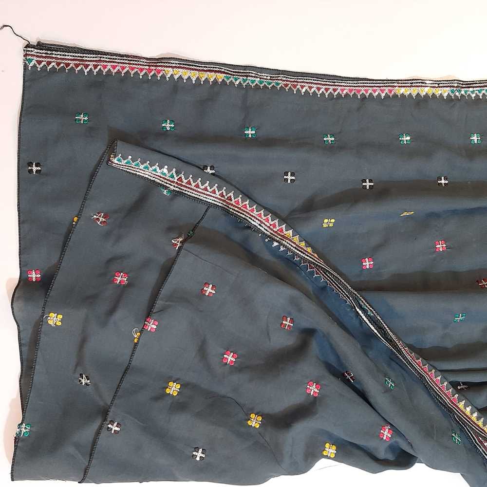 Embroided Swiss Lawn Summer Shawl Chaddar - Black - SH138