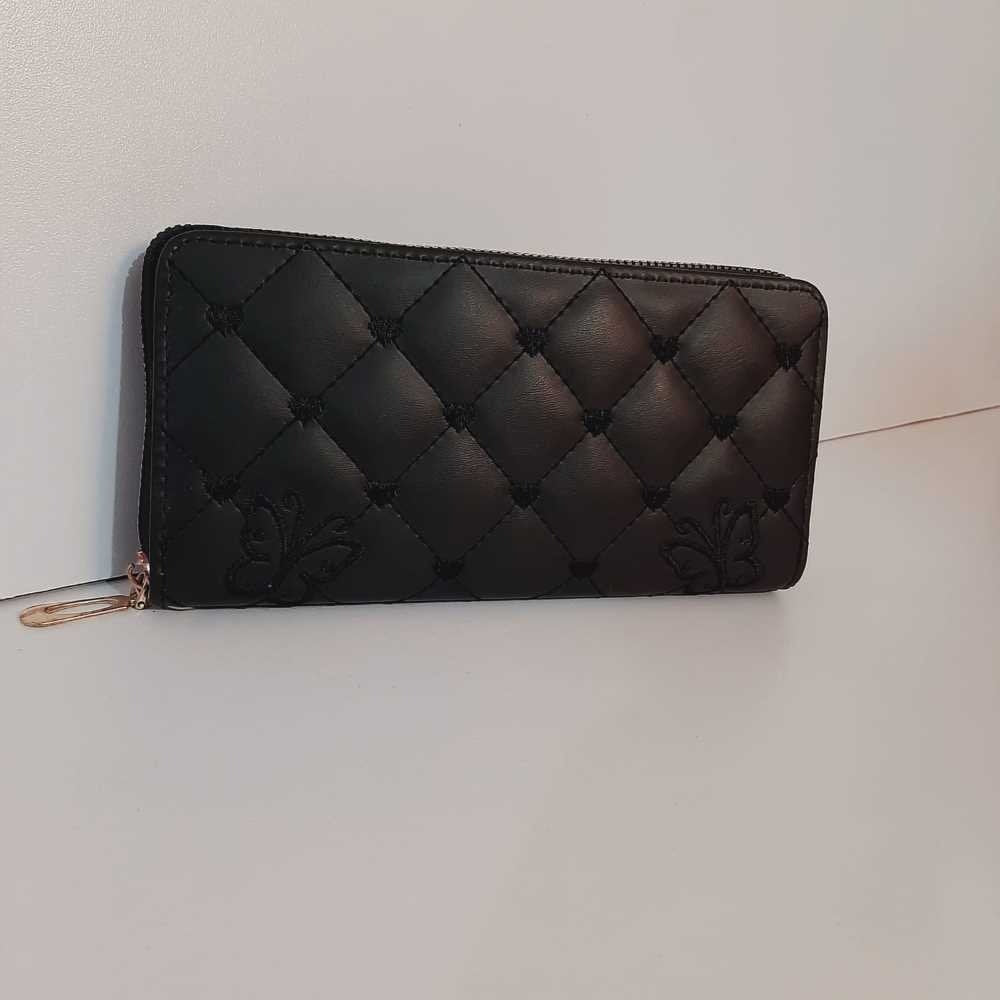 Butterfly Embroided Leather Wallet - Black - W06