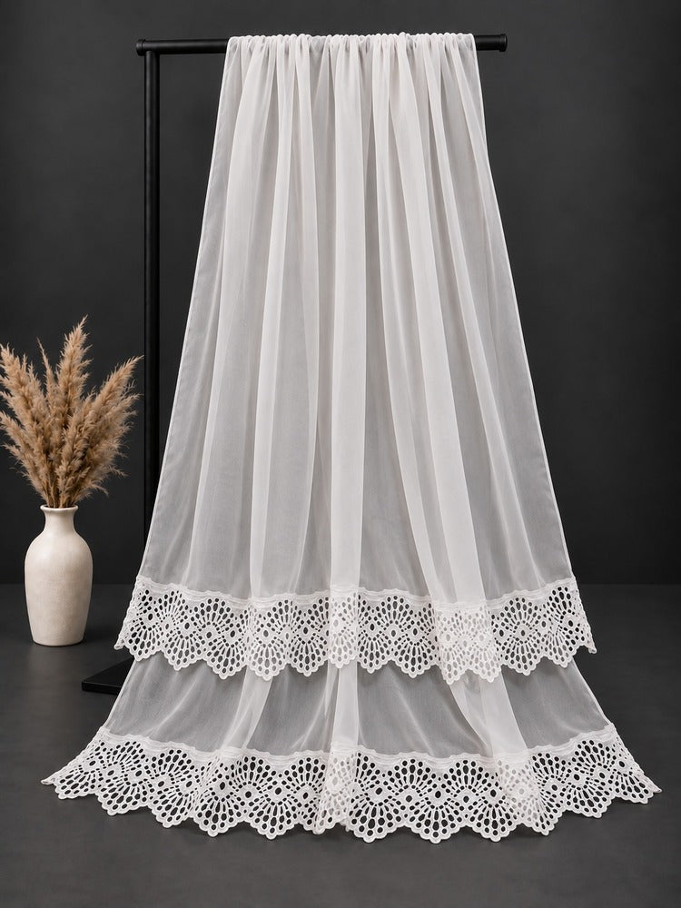 Chiffon Dupatta With Bottom Lace - White - ZD1111