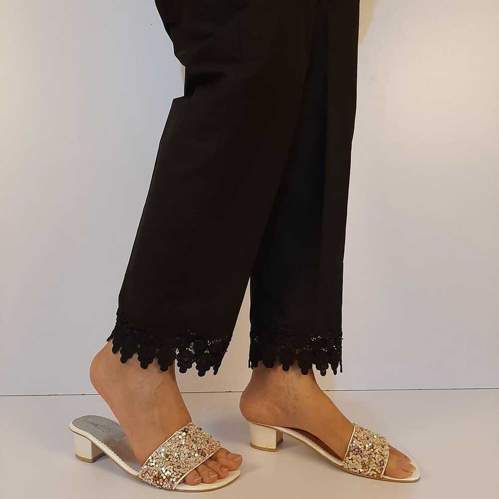 Cotton Trouser With Bottom Lace - Black - ZT200
