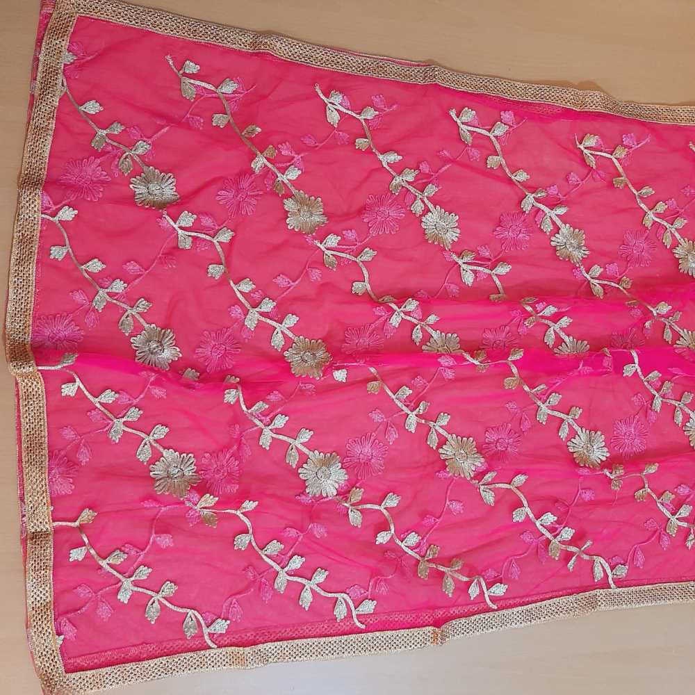 Pink dupatta for wedding