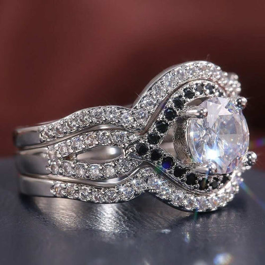 pack of 3 ring set silver diamantes with box