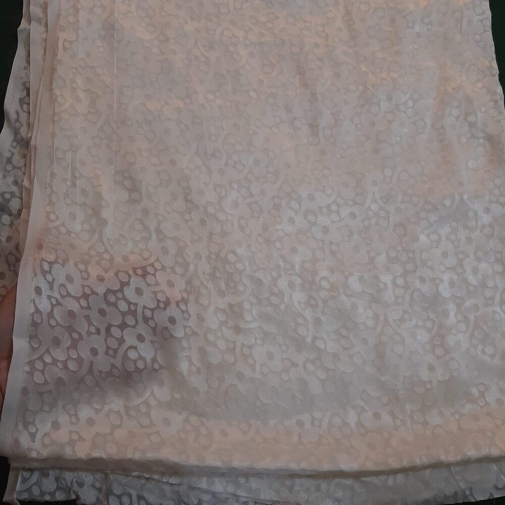 white brochia chiffon dupatta dyeable