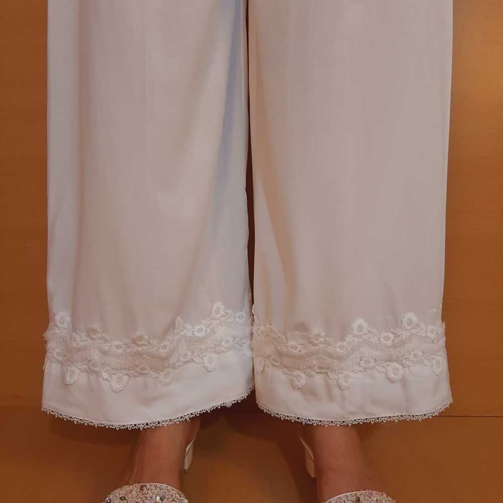 Laces Embellised Boski Culottes - White - CT04