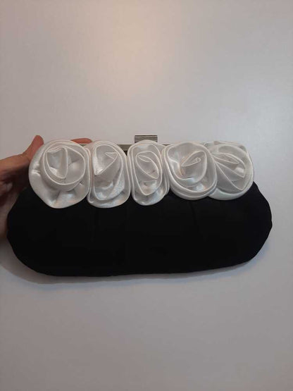 Black Clutch - C06