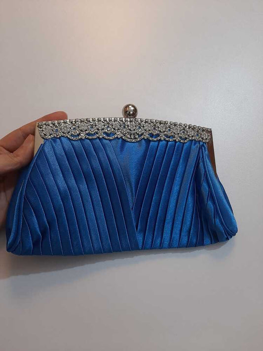 Blue Clutch - C04