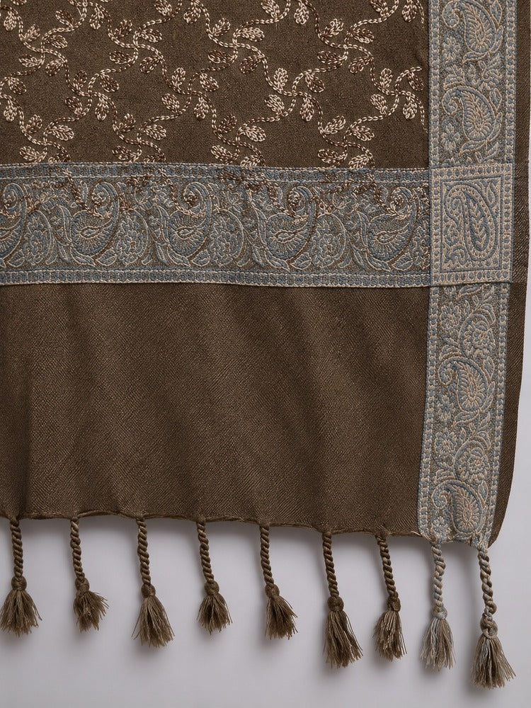 Ladies' winter shawl with decorative embroidery for winter outfits, available online in Pakistan