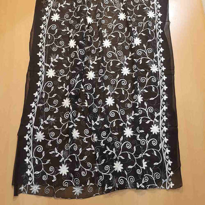 Embroided Chiffon Dupatta – Black/white