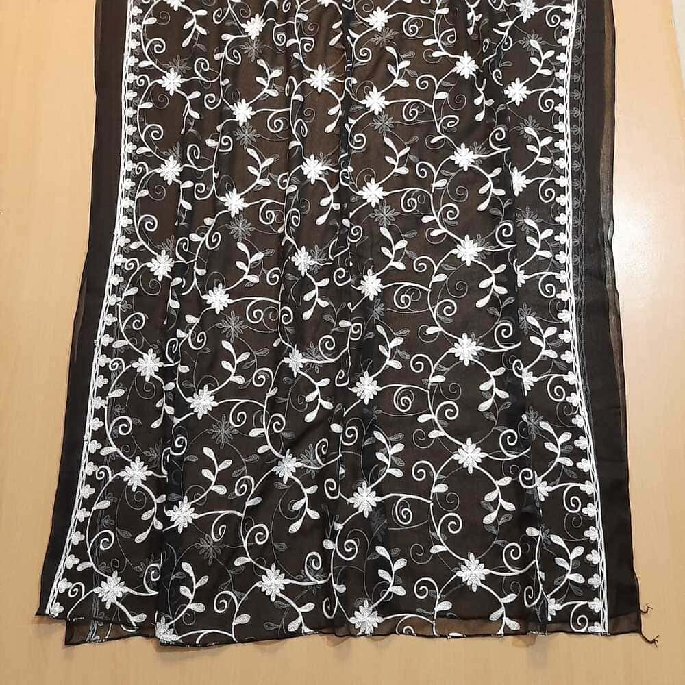 Embroided Chiffon Dupatta – Black/white