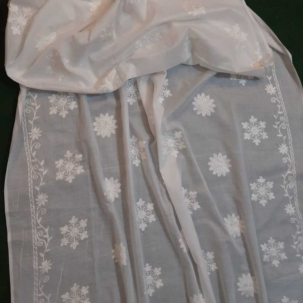 Embroided Lawn Dupatta Dyeable- White