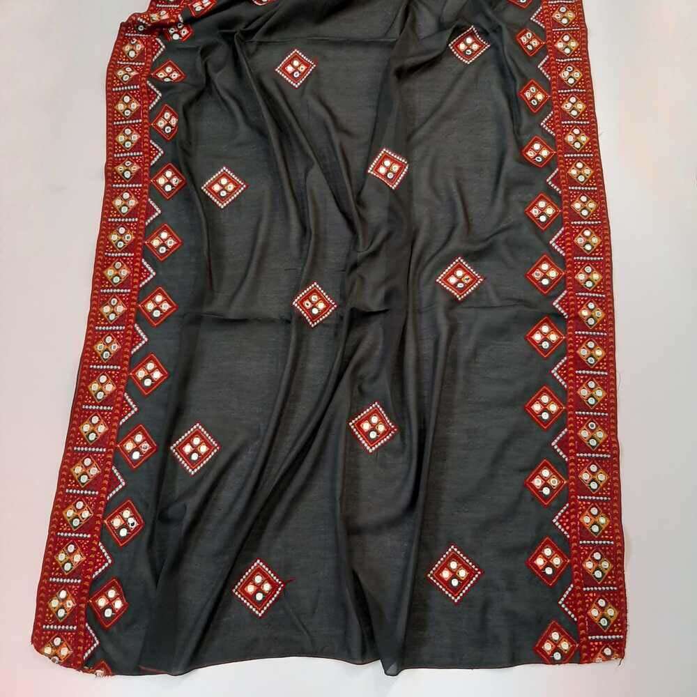 embroided swiss lawn summer shawl chaddar 