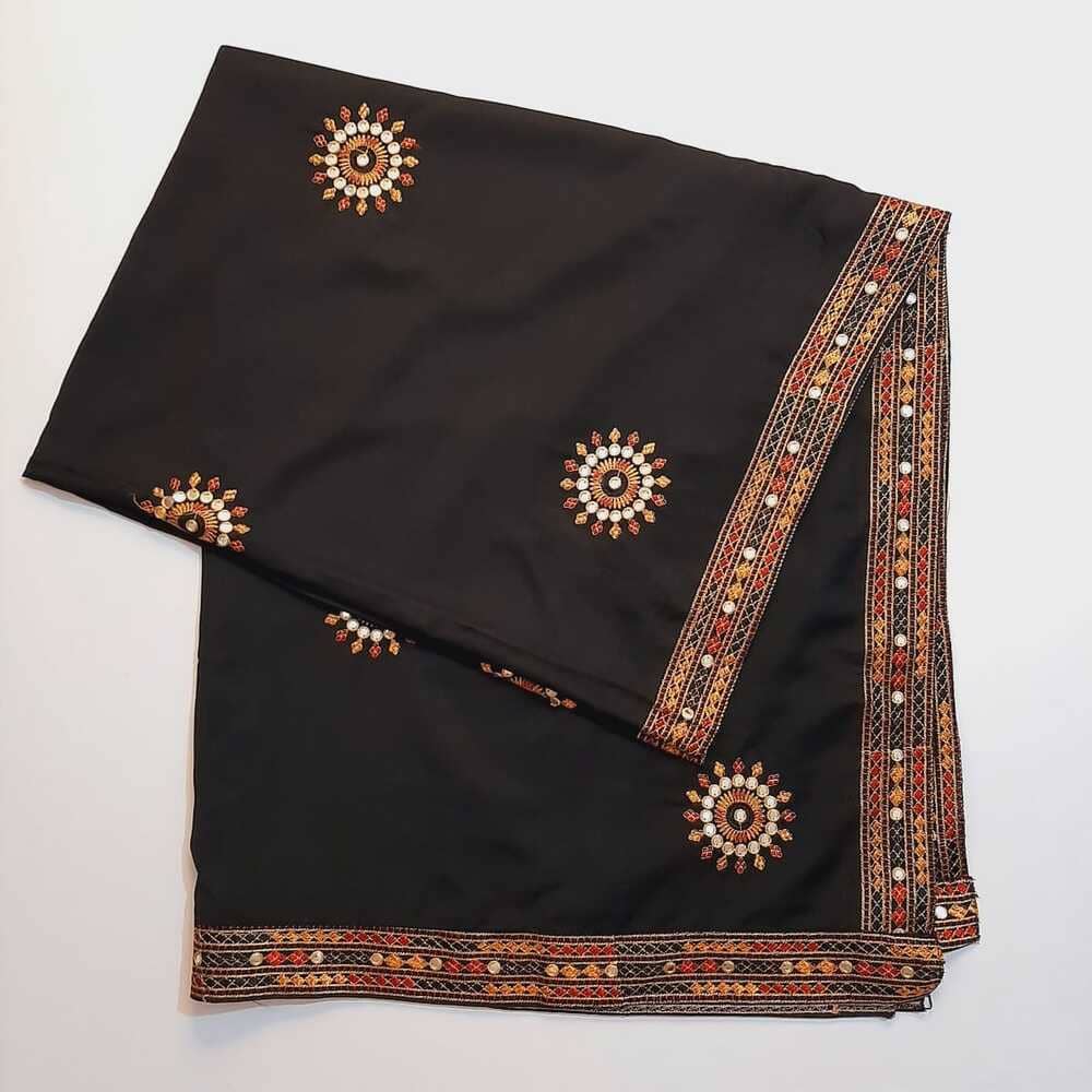 Embroided Swiss Lawn Summer Shawl Chaddar - SH108
