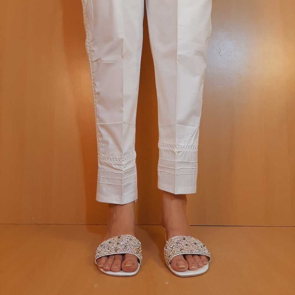 Laces Embellished Cotton Trouser - White - PT19