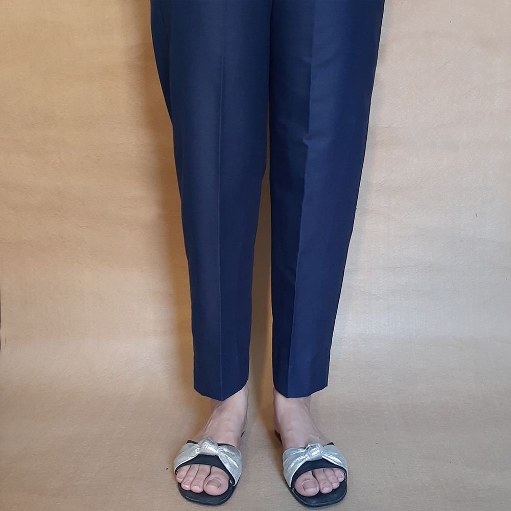 Navy blue trouser for women