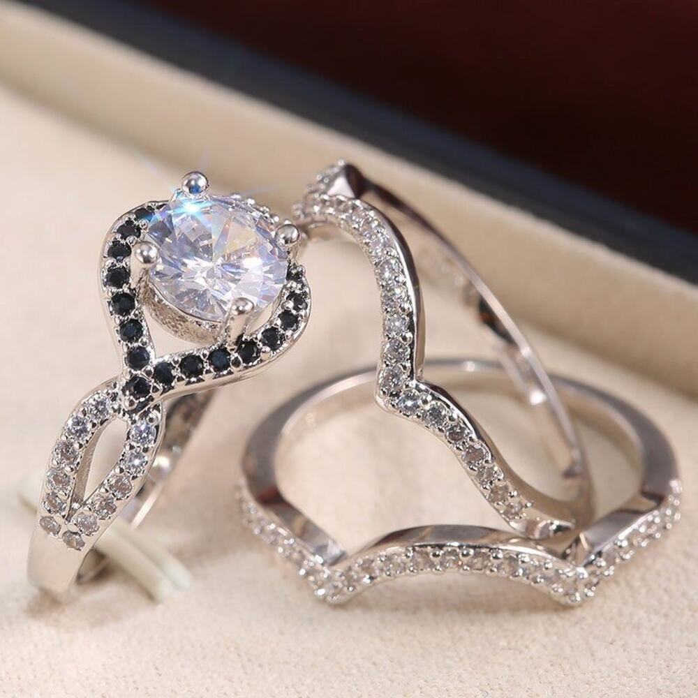pack of 3 ring set silver diamantes with box