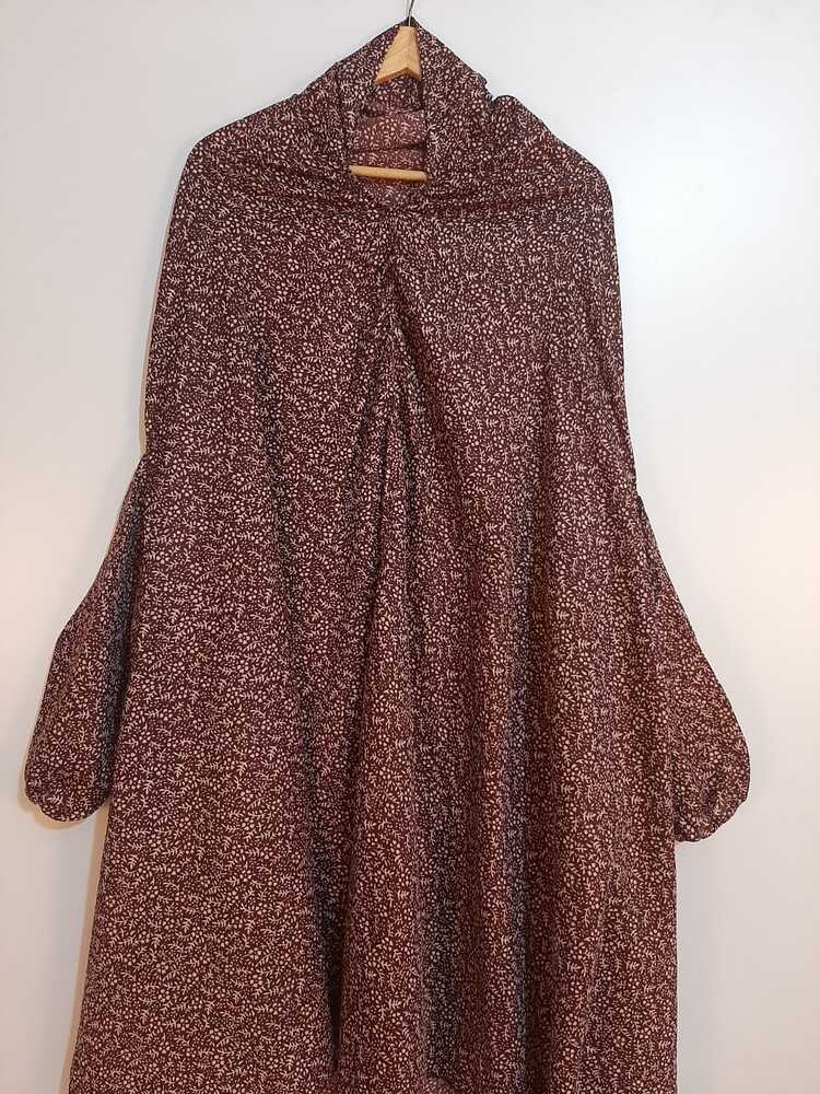 Namaz Chadar With Sleeves Printed  - SH02