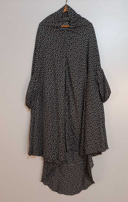 Namaz Chadar With Sleeves Printed Lawn - SH02