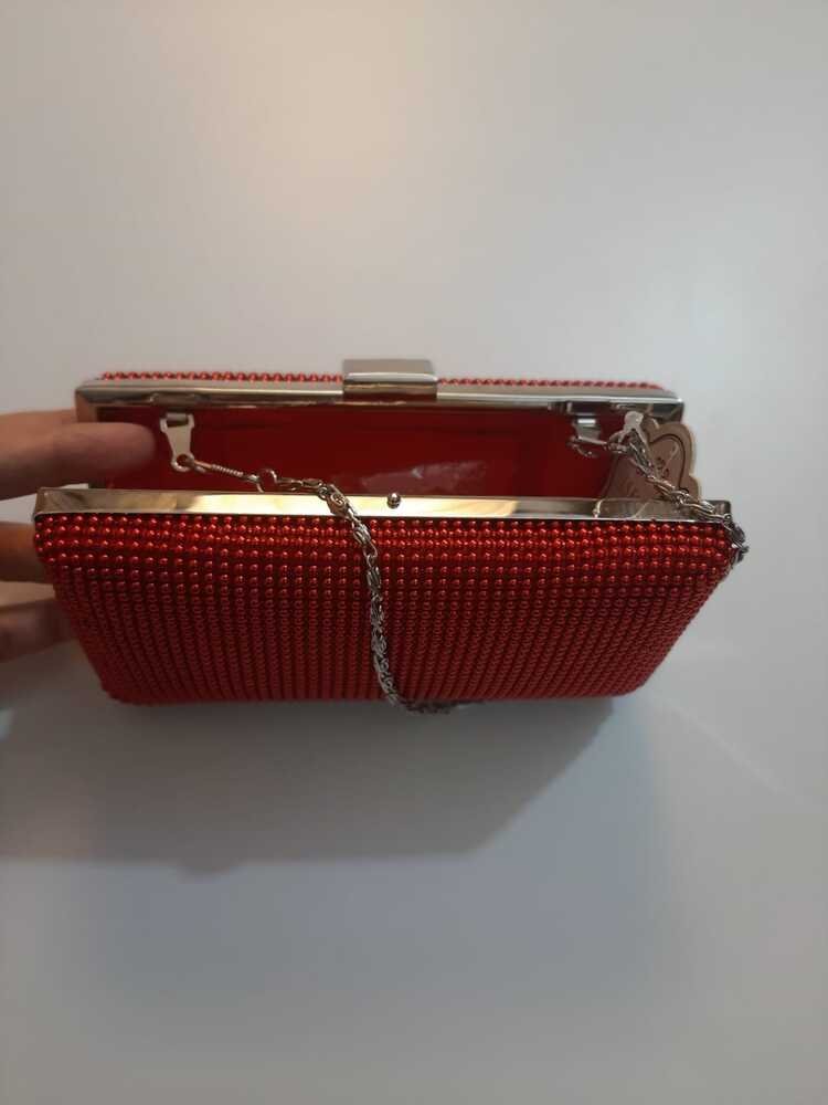 Red Clutch - C01