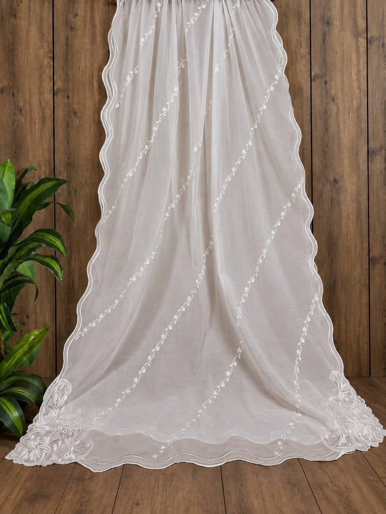Voile Lawn Dupatta - White - MV01